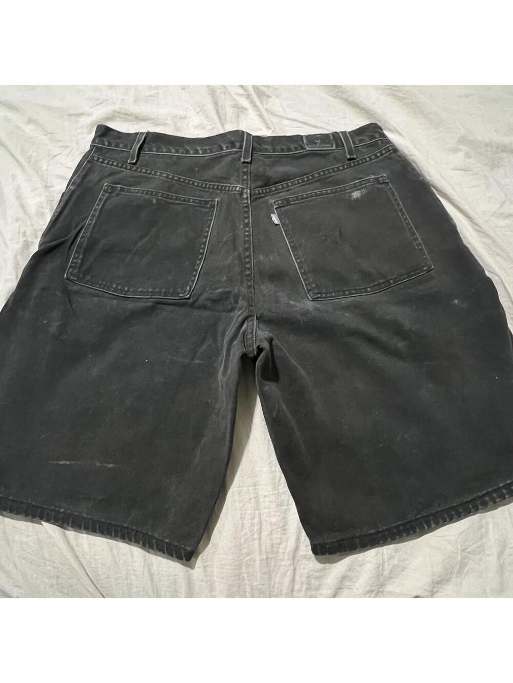 Vintage Levi's Faded Black Silver Tab Grunge Loose Fit Baggy Shorts 37x10 tag 38